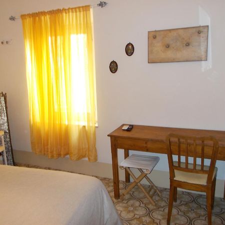 Guest House Le Arti Minori Serravalle Pistoiese Exterior foto